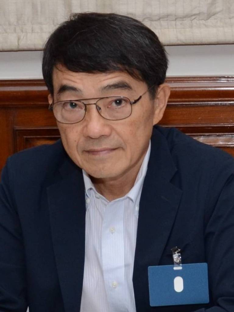 Portrait of Dr. Kumnuan Ungchusak